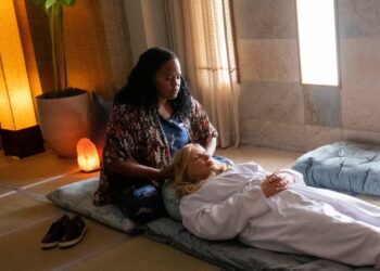 'White Lotus' temporada 3: uma recapitulação das duas primeiras temporadas à frente dos novos episódios de domingo