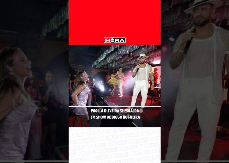 Paolla Oliveira se esbalda em show de Diogo Nogueira
