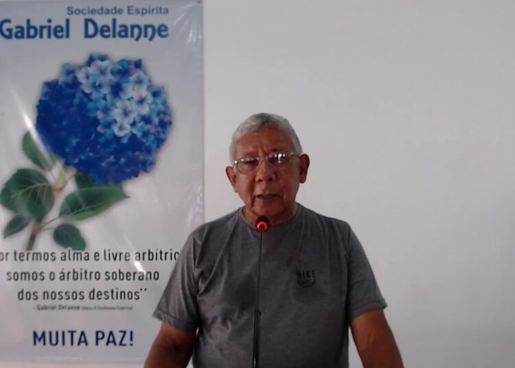 Uma Realeza Terrestre (E.S.E-Cap.II-Item 8) Expositor: Esmeraldo dos Santos
