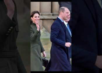 O motivo tocante por trás de William sempre andar à frente de Kate #shortsfeed #shortsyoutube