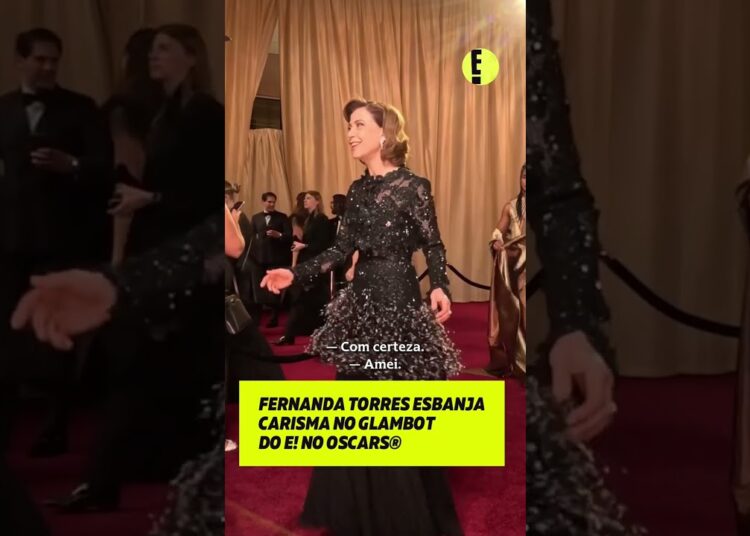 Fernanda Torres comenta sobre fãs brasileiros no glamBOT do Oscars #shorts