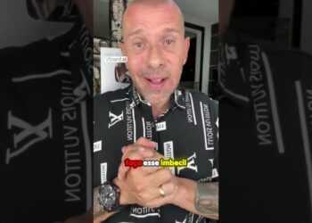 Defendendo a família  Virgínia em foco!_Créditos_Canal Pilhando Geral #fofoca #famosos