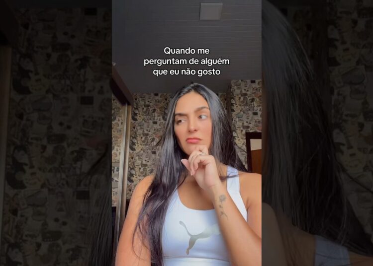 QUANDO O NOME DAQUELA PESSOA É MENCIONADO… 😂 #shortsvirais #humor #fofocas