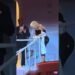 Sabrina Carpenter does something unique in every country she visits 🏴󠁧󠁢󠁳󠁣󠁴󠁿😲