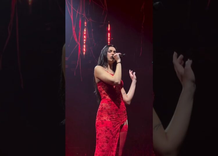 Be the one by Dualipa Radical Optimism tour2025 Melbourne 🇦🇺#dualipa #betheone #shorts #music