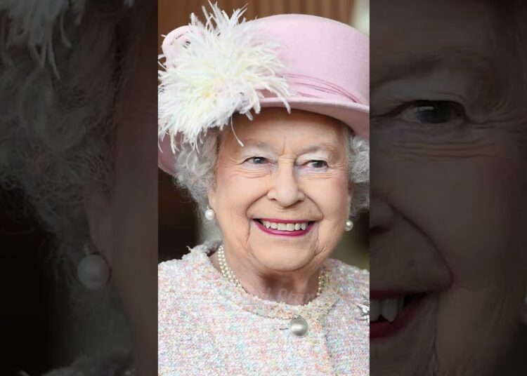 ¿Por qué la princesa Ana rechazó los títulos reales para sus hijos?#PrincesaAna #royalfamily #queen