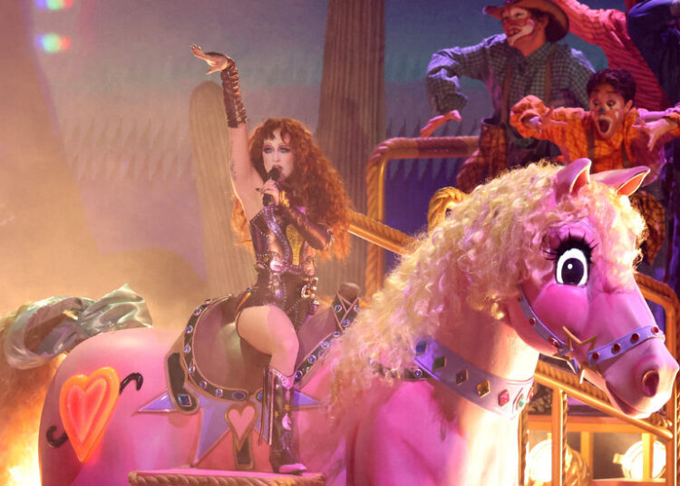 6 (up-tempo) novas músicas que você deve ouvir agora