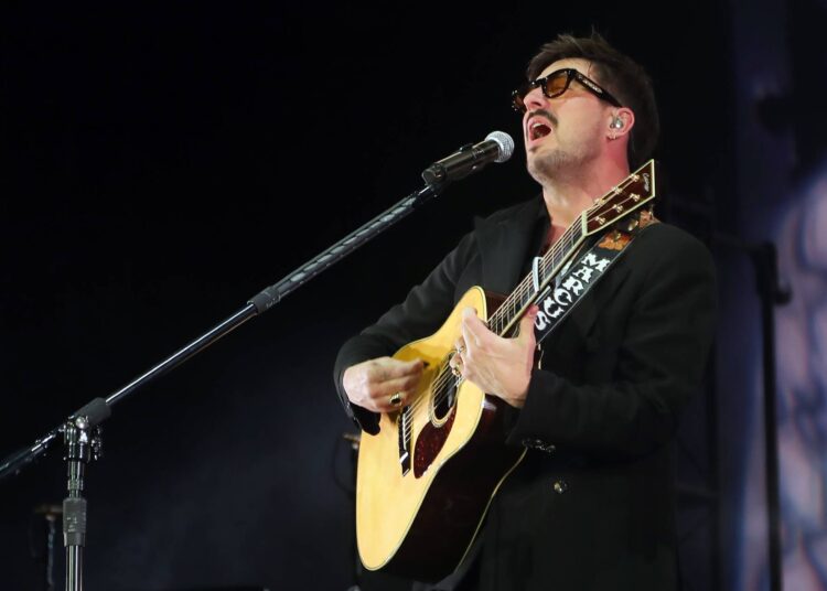 A Mumford & Sons adiciona novas datas à turnê da 2025 UK Arena, depois de todos os shows esgotarem “dentro de duas horas”