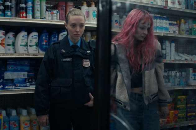 A Sony marca acordos globais para a série Amanda Seyfried 'Long Bright River'