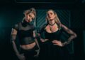 A bela música de lançamento selvagem 'Button Eyes'