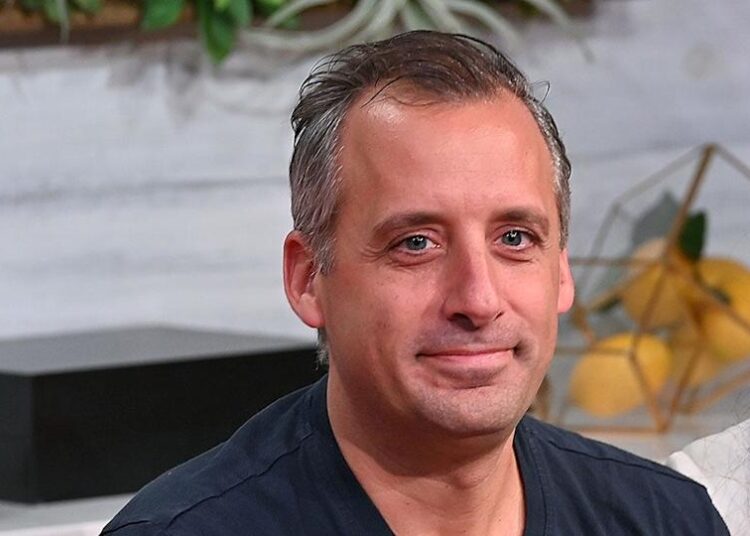 A estrela impraticável Joe Gatto nega a alegação de agressão sexual, admite 'mau julgamento'