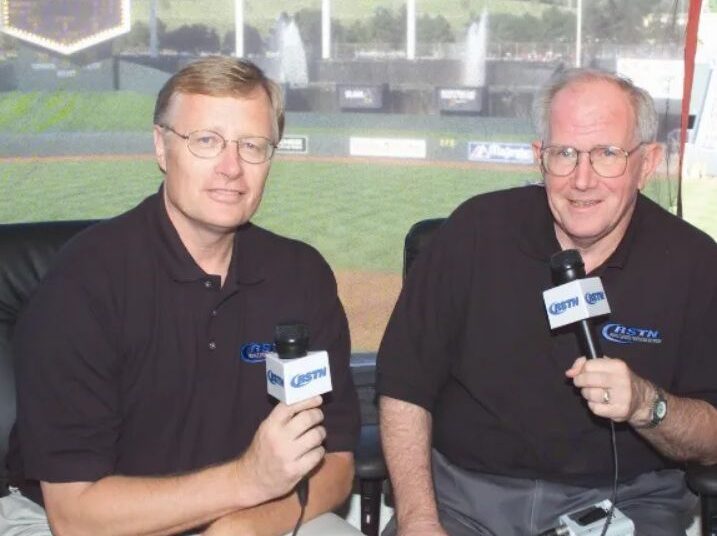 A ex -emissora do Royals, Bob Davis, morre