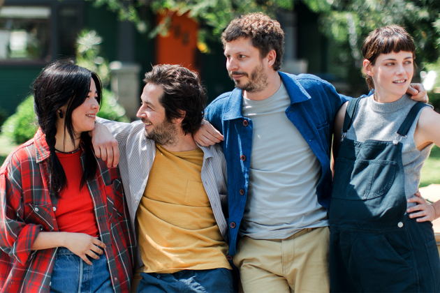 A grávida de Kristen Stewart e casada com Michael Cera no trailer 'Sacramento' de Michael Angarano