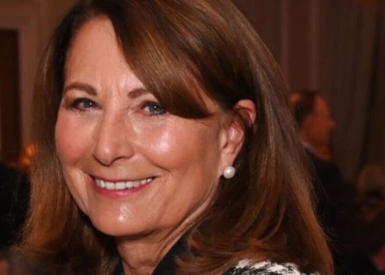 A mãe da princesa Kate, Carole Middleton, retratada pela primeira vez desde o Milestone | Real | Notícias