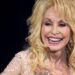 A nova música de Dolly Parton 'se você não esteve lá' honra Carl Dean