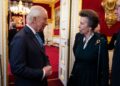 A princesa Anne e o rei Charles se unem para um engajamento especial no palácio de St James