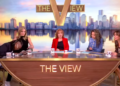 A reação de Whoopi Goldberg ao debate bobo sobre JLO e Ben Affleck é hilário