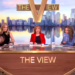 A reação de Whoopi Goldberg ao debate bobo sobre JLO e Ben Affleck é hilário