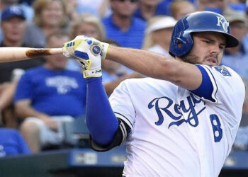 ACT ACT Move by the Royals!