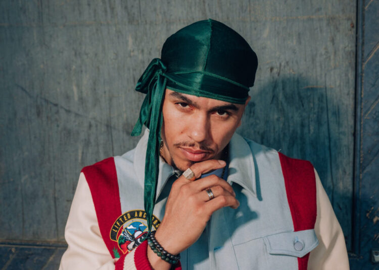 Adrian Marcel é Lovesick on New Song 'Slide': Ouça
