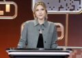 "After Midnight", de Taylor Tomlinson, terminando após duas temporadas na CBS, deixando a TV noturna sem nenhuma apresentação feminina