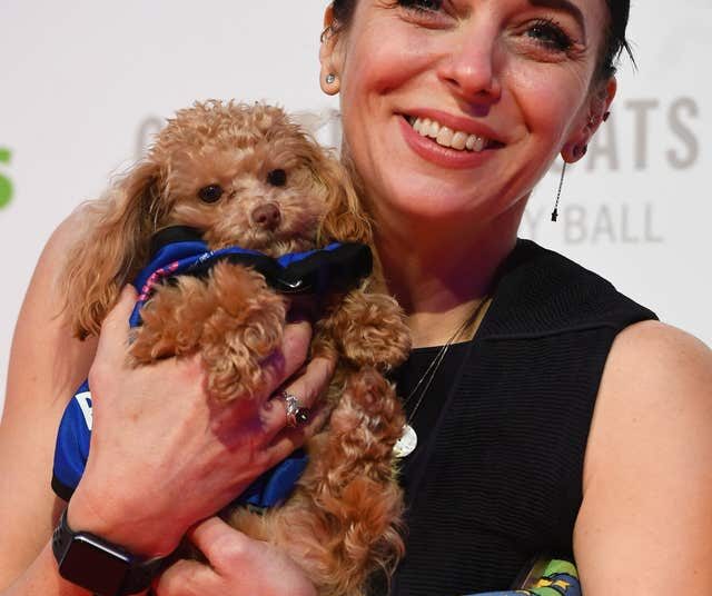Amanda Abbington saindo de 'um dos anos mais difíceis de toda a minha vida'