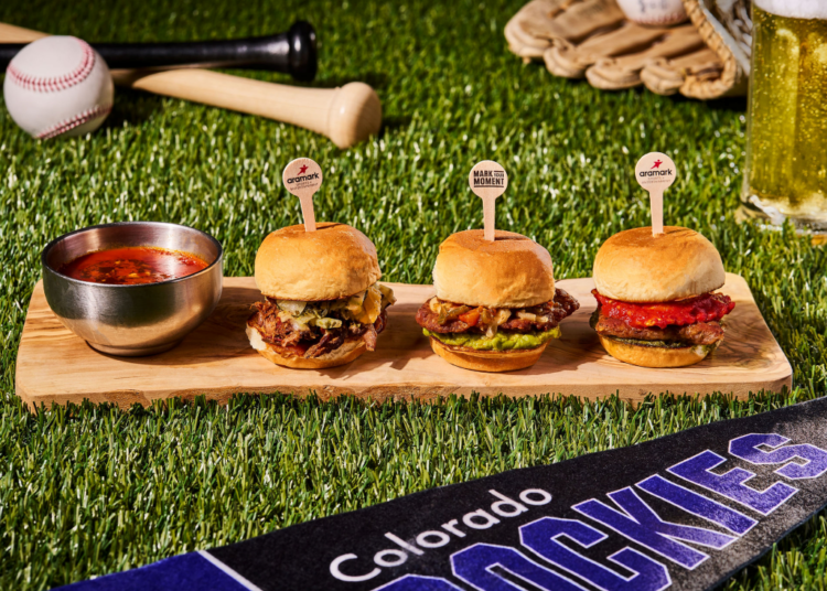 Aramark Sports + Entertainment Swings Big para a temporada de 2025 MLB com novos itens de menu