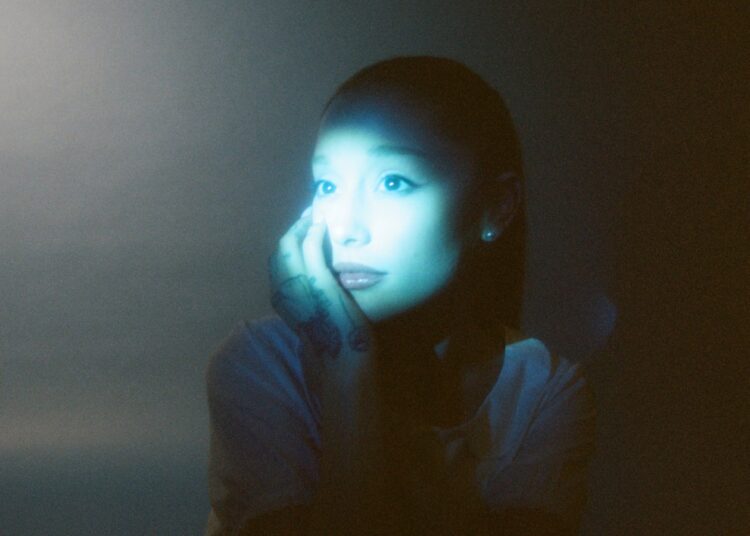 Ariana Grande lança 'Twilight Zone', destaque do LP Deluxe