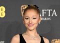 Ariana Grande lança álbum de luxo 'Eternal Sunshine'