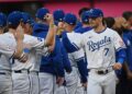 Assista Bobby Witt Jr. do KC Royals, esmagar seu primeiro home run de treinamento de primavera de 2025