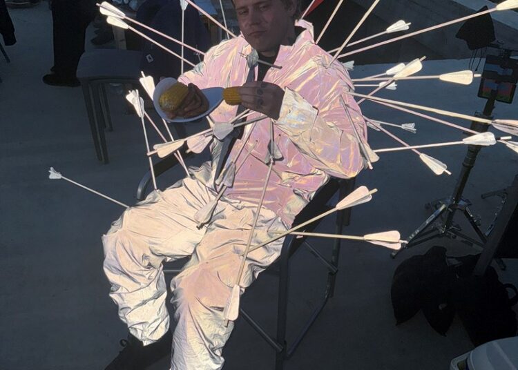 'Babyface Maniacs': nos bastidores do último videoclipe de Yung Lean