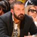 Ben Affleck diz ao filho que ele terá que cortar 'muitos gramados' para um par de tênis de US $ 6.000