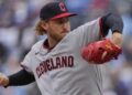 Bibee joga a bola de shutout para o sétimo turno, enquanto os guardiões derrotam o Royals por 6-2