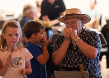 Cajun Music Preservation Society dá música de cajun nova vida na região de Bayou - os nicholls que valem
