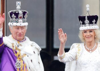 Camilla 'odiava a idéia de ser rainha', bateu Protocolo Real: livro