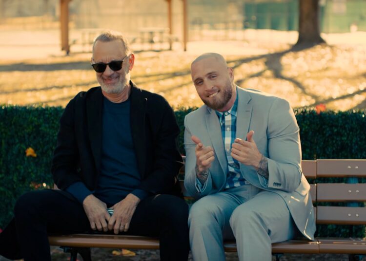 Chet Hanks e Tom Hanks Collab em novo videoclipe