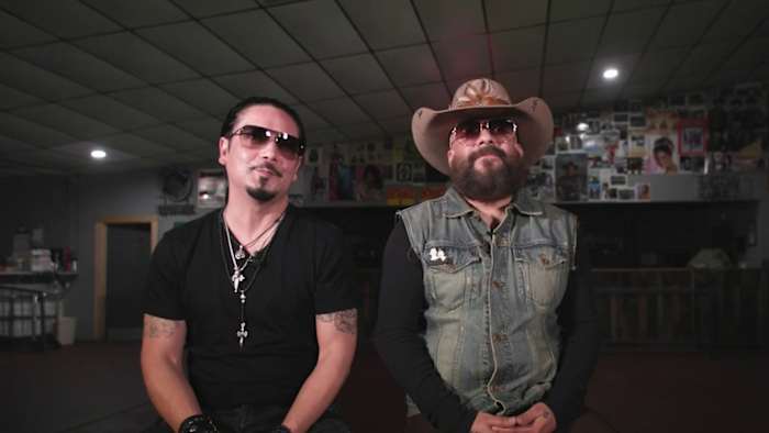 Chris Perez reflete sobre o legado de Selena e a nova música com Grupo Metal