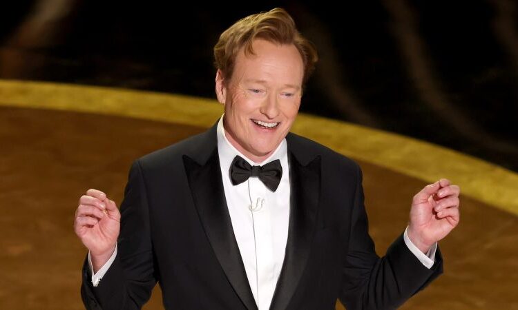 Conan O'Brien voltará a hospedar o Oscar
