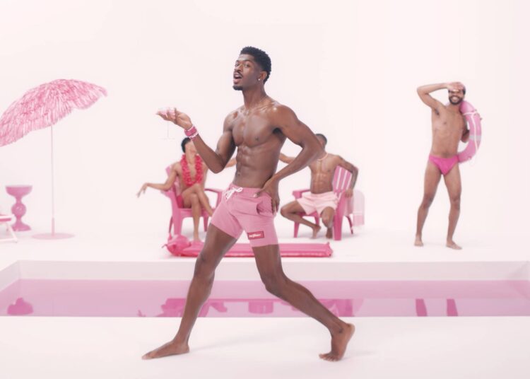 Confira o novo single sedutor de Lil Nas X 'HotBox'