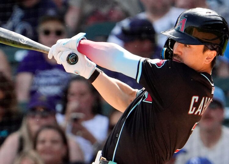 Corbin Carroll continua mola tórrida, Diamondbacks Crush Royals