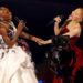 Cynthia Erivo, Ariana Grande desafiam a gravidade em 'Wicked' com tema, abertura para o Oscar