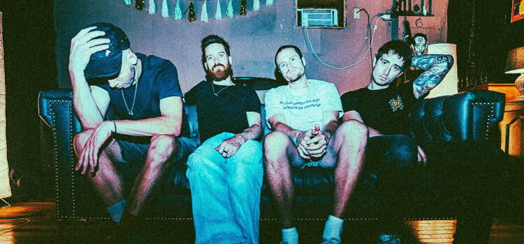 Dead Poet Society Lançar o novo videoclipe "Hurt" com o aviso