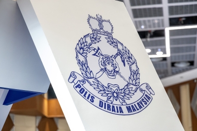 Dois policiais entre 55 realizados em Pudu Entertainment Outlet Raid