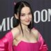 Dove Cameron discute lutas anteriores, jornada musical em meio a novos empreendimentos