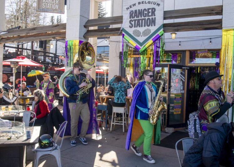 É hora do carnaval na vila | Artes e entretenimento