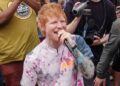 Ed Sheeran anuncia uma nova música durante a apresentação em Nova Orleans
