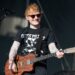 Ed Sheeran surpreende Nova Orleans com a música não lançada 'Azizam'