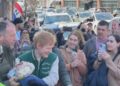 Ed Sheeran surpreende os fãs em Ipswich, se apresenta no pub antigo do telefone