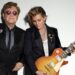 Elton John e Brandi Carlile estão prontos para 'balançar as cercas'
