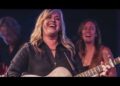 Esse som de Nashville: novo videoclipe de Courtney Patton